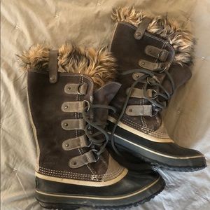 Sorel Joan of Arctic Grey Snow Boots